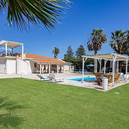 Clara Ispica By וילה *