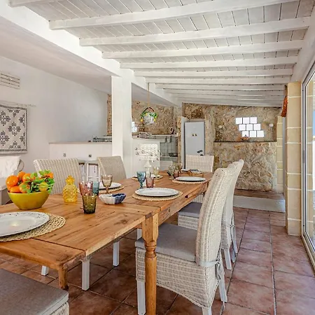 Clara Ispica By וילה